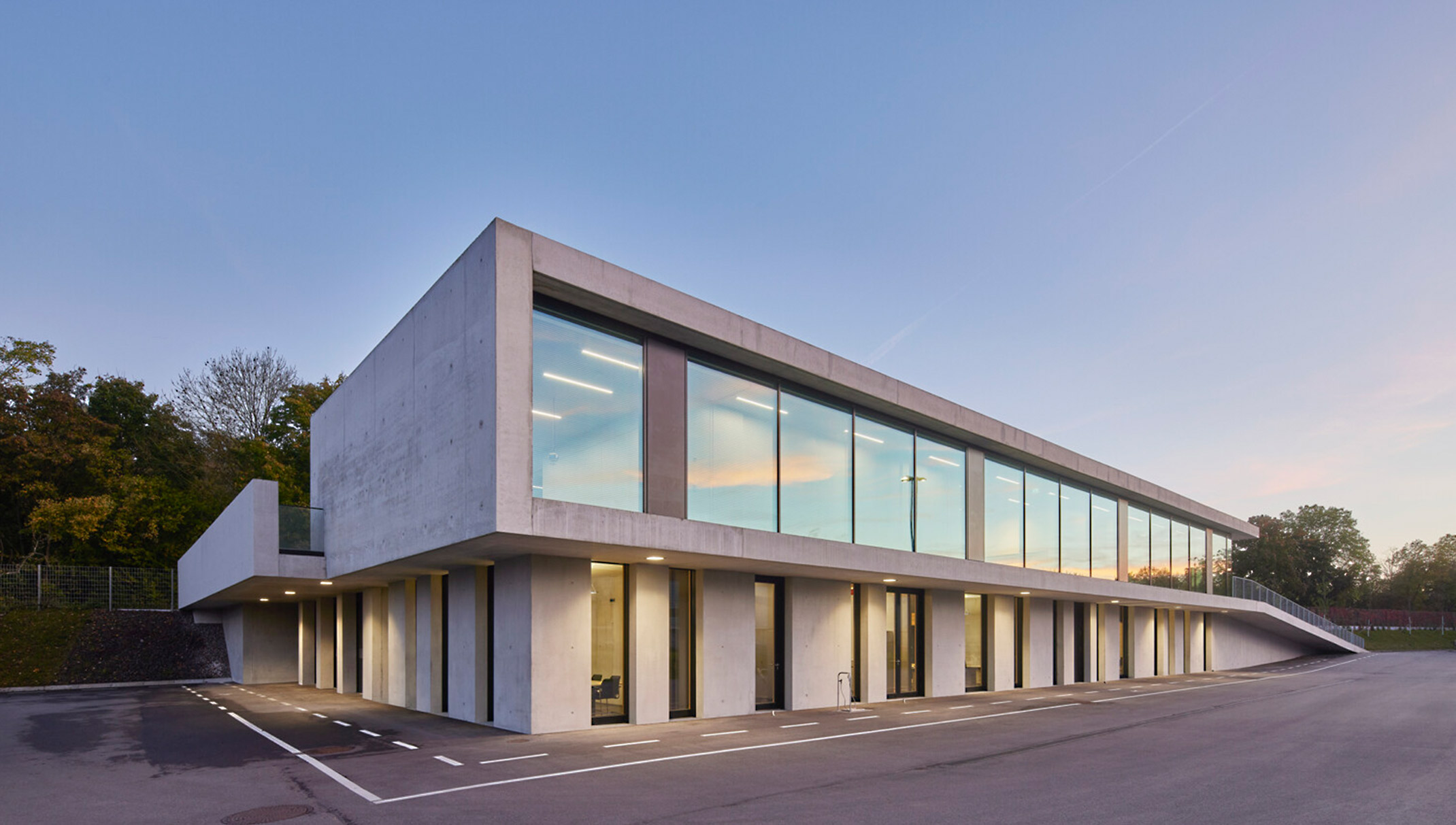 Besuchergebäude Hauptklaerwerk Stuttgart slide